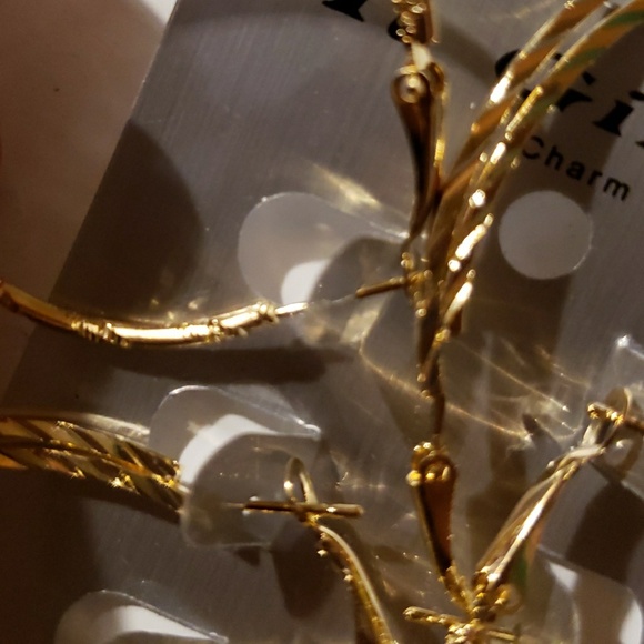 ALL GOLDEN EARRINGS - Picture 4 of 6